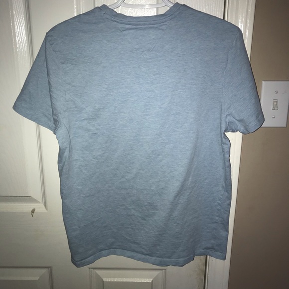 Tommy Hilfiger t shirt - Picture 2 of 2
